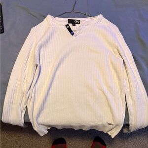 GBG Los Angeles V-Neck White Sweater